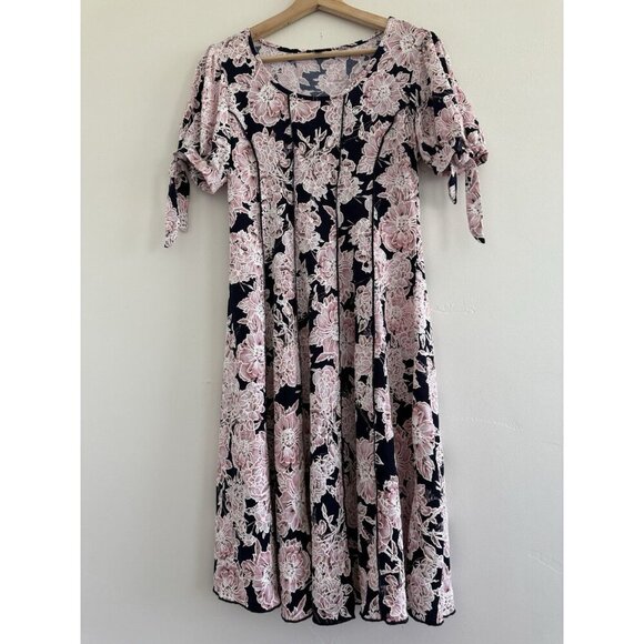 Sami & Jo Dresses & Skirts - Ladies Sami & Jo short sleeve floral midi Size size Small pink black s